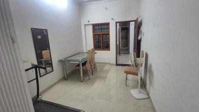 Living Room Image of 850 Sq.ft 2 BHK Independent House for rent in Lucknow Cantt Township Lucknow for Rs. 12000
