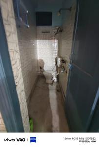 Bathroom Image of 540 Sq.ft 1 BHK Independent House for rent in Mahavir Enclave New Delhi for Rs. 12500