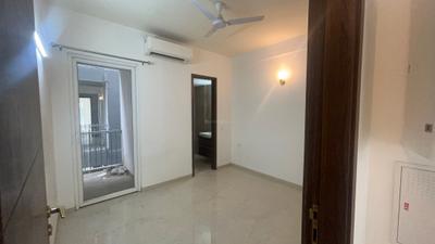 Bedroom Image of 1055 Sq.ft 2.5 BHK Apartment / Flat for sale in Smartworld Orchard, Sector 61 Gurgaon for Rs. 16500000