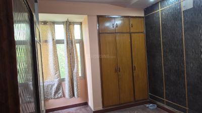Bedroom Image of 1200 Sq.ft 2.5 BHK Builder Floor for rent in Safdarjung Development Area New Delhi for Rs. 55000