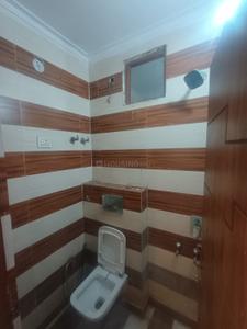 Bathroom Image of 650 Sq.ft 2 BHK Builder Floor for rent in Sector 105 Gurgaon for Rs. 10000