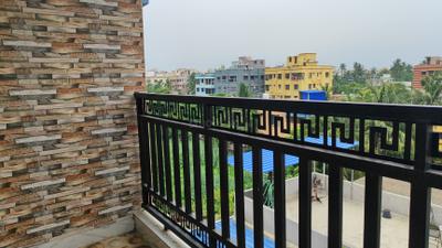 Image of 989 Sq.ft 2 BHK Apartment / Flat for sale in Airport Gate no. 1, Kolkata for Rs. 3560000