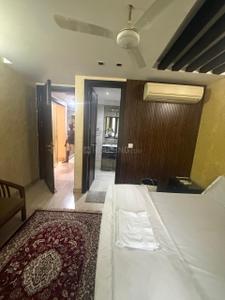 Bedroom Image of 2250 Sq.ft 3 BHK Builder Floor for rent in BMB Developers BMB Homes - 4, Sarvodaya Enclave New Delhi for Rs. 130000