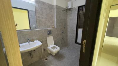 Image of 1050 Sq.ft 3 BHK Apartment / Flat for rent in Kanakia Levels, Malad East, Mumbai for Rs. 90000