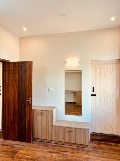 P And K Park Avenue Main Image 1
