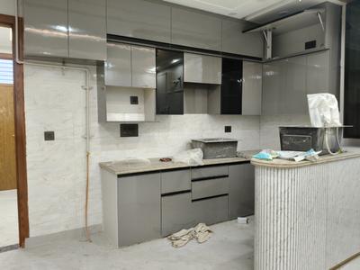 Kitchen Image of 900 Sq.ft 3 BHK Builder Floor for rent in Nawada New Delhi for Rs. 25000