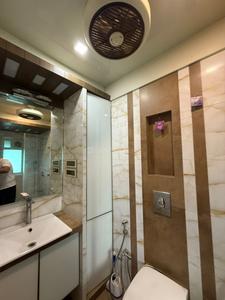 Bathroom Image of 650 Sq.ft 1 BHK Apartment / Flat for rent in Sherly Queen, Pali Hill Mumbai for Rs. 90000