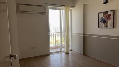 Bedroom Image of 1500 Sq.ft 3 BHK Apartment / Flat for sale in DLF Regal Gardens, Sector 90 Gurgaon for Rs. 21500000