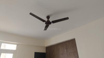 Bedroom Image of 1600 Sq.ft 3 BHK Apartment / Flat for rent in Today Kings Park, Omega IV Greater Noida for Rs. 25000