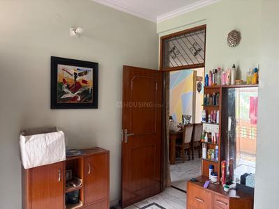 Bedroom Image of 1250 Sq.ft 3 BHK Builder Floor for sale in Vaishali Ghaziabad for Rs. 15800000