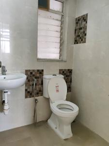Common Bathroom Image of 480 Sq.ft 1 BHK Apartment / Flat for sale in Mahindra Happinest Kalyan, Bhiwandi Thane for Rs. 3600000
