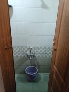 Bathroom Image of 1400 Sq.ft 3 BHK Apartment / Flat for rent in West Mambalam Chennai for Rs. 42000