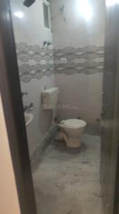 Image of 450 Sq.ft 1 BHK Apartment / Flat for sale in RWA Dilshad Colony Block E Markets WA, Dilshad Garden, New Delhi for Rs. 2600000