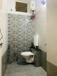 Bathroom Image of 700 Sq.ft 1 BHK Apartment / Flat for rent in Horizon Avenue, Palasia Indore for Rs. 18000