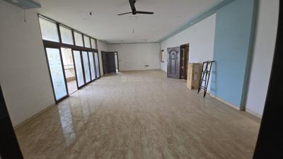 Living Room Image of 2500 Sq.ft 3 BHK Apartment / Flat for sale in Paldi Ahmedabad for Rs. 17000000