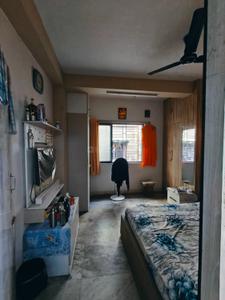 Bedroom Image of 700 Sq.ft 2 BHK Apartment / Flat for sale in Picnic Garden Kolkata for Rs. 3800000
