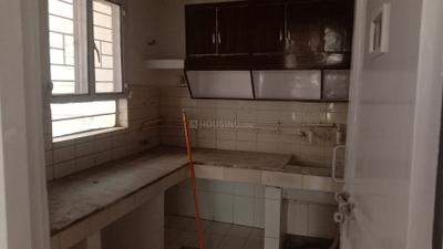 Kitchen Image of 1550 Sq.ft 2.5 BHK Apartment / Flat for rent in Mahavir Apartment, Sector 29 Noida for Rs. 35000