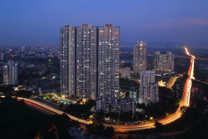 Wadhwa Atmosphere O2 Main Image 1