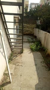 1 RK Independent House