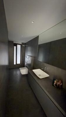 Image of 1600 Sq.ft 3 BHK Apartment / Flat for sale in Bandra West, Mumbai for Rs. 107500000