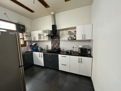 8 BHK Independent House