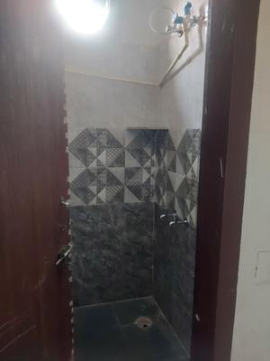 Bathroom Image of 675 Sq.ft 2 BHK Independent House for rent in Sector 67 Gurgaon for Rs. 11000