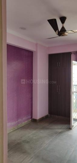 Gaursons India Gaur City 5th Avenue Main Image 1