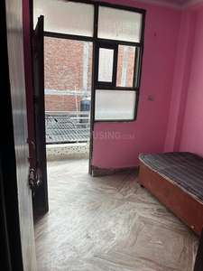 Bedroom Image of 550 Sq.ft 2 BHK Builder Floor for rent in New Ashok Nagar New Delhi for Rs. 15500