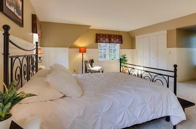 Bedroom Image of 1000 Sq.ft 2.5 BHK Apartment / Flat for sale in DLH Orchid, Andheri West Mumbai for Rs. 39000000