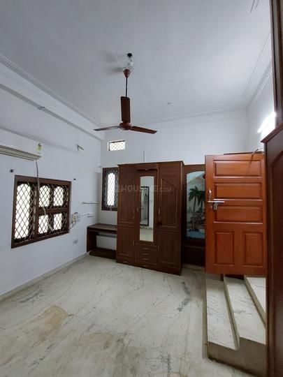 Ram Nagar Gundu, Adikmet Bedroom 1