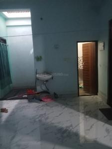 Bedroom Image of 900 Sq.ft 2 BHK Independent House for rent in Allahpur Allahabad for Rs. 12000