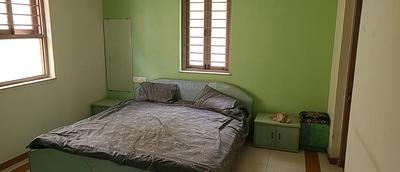 Bedroom Image of 2800 Sq.ft 4 BHK Independent House for sale in Chanakyapuri Ahmedabad for Rs. 39999999