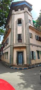 Building Image of 1100 Sq.ft 2 BHK Builder Floor for rent in Kalighat Kolkata for Rs. 30000