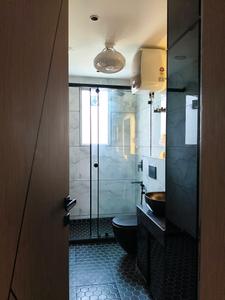 Common Bathroom Image of 3000 Sq.ft 4 BHK Builder Floor for sale in Mayfield Garden Gurgaon for Rs. 33500000
