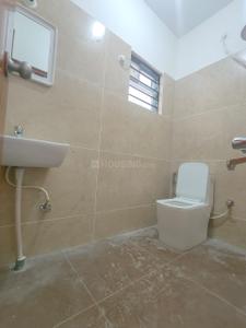 Bathroom Image of 1000 Sq.ft 2 BHK Builder Floor for rent in HSR Layout Bengaluru for Rs. 34000