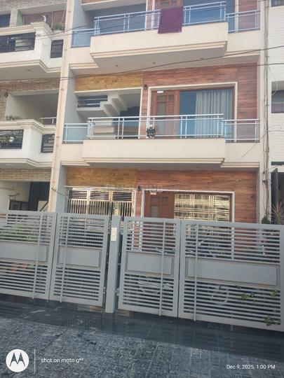 7 Marla house Main Image 1