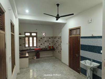 Kitchen Image of 500 Sq.ft 2 BHK Builder Floor for rent in Rapti Nagar Phase-4, Kunraghat Gorakhpur for Rs. 9000