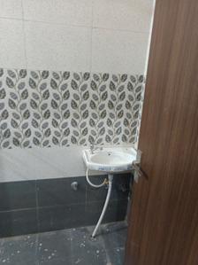 Bathroom Image of 200 Sq.ft 1 RK Independent House for rent in Karni Vihar Jaipur for Rs. 10000