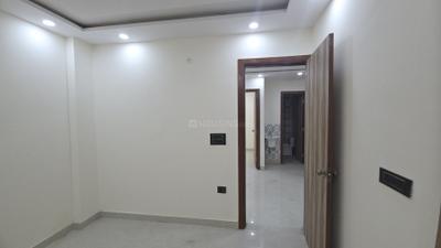 Bedroom Image of 675 Sq.ft 3 BHK Builder Floor for sale in Laxmi Nagar New Delhi for Rs. 6800000