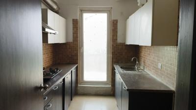 Kitchen Image of 2077 Sq.ft 3 BHK Apartment / Flat for sale in Umang Winter Hills, Sector 77 Gurgaon for Rs. 21000000