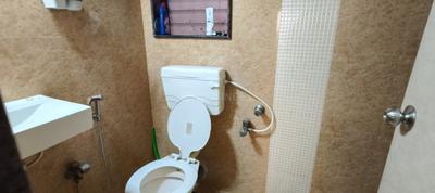 Image of 850 Sq.ft 2 BHK Apartment / Flat for rent in Hareshwar Paradise, Dahisar West, Mumbai for Rs. 48000