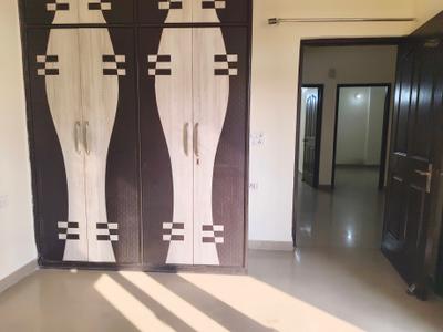 Bedroom Image of 1750 Sq.ft 3.5 BHK Apartment / Flat for rent in Divine Meadows, Sector 108 Noida for Rs. 35000