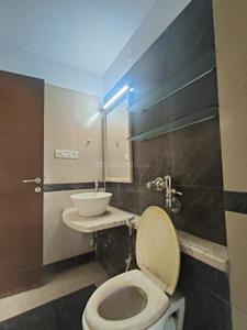 Bathroom Image of 920 Sq.ft 2 BHK Apartment / Flat for sale in Ashish Swapnalok Towers, Goregaon East Mumbai for Rs. 20000000
