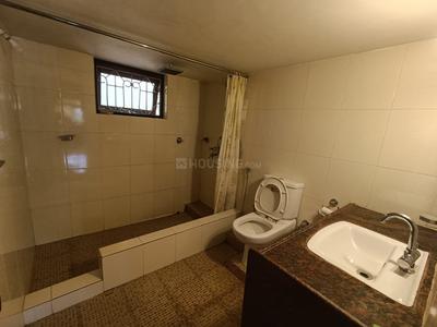 Bathroom Image of 1250 Sq.ft 2 BHK Apartment / Flat for rent in Bastora Goa for Rs. 35000