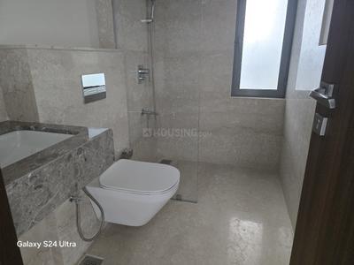 Image of 1350 Sq.ft 3 BHK Apartment / Flat for rent in Piramal Mahalaxmi, Mahalakshmi, Mumbai for Rs. 280000