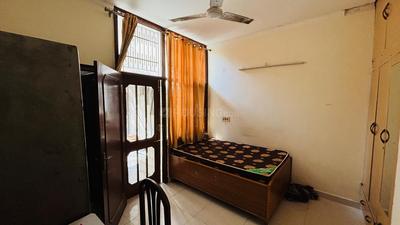 Bedroom Image of Tolet for girls in Sector 42, Chandigarh