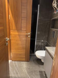 Bathroom Image of 2200 Sq.ft 4 BHK Builder Floor for sale in Jangpura New Delhi for Rs. 67500000