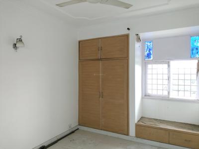 Bedroom Image of 2100 Sq.ft 4 BHK Apartment / Flat for sale in Meera Bai Apartments, Sector 5 Dwarka New Delhi for Rs. 27500000