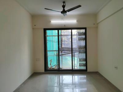 Living Room Image of 595 Sq.ft 1 BHK Apartment / Flat for rent in Eden Woods Complex, Thane West Thane for Rs. 28999