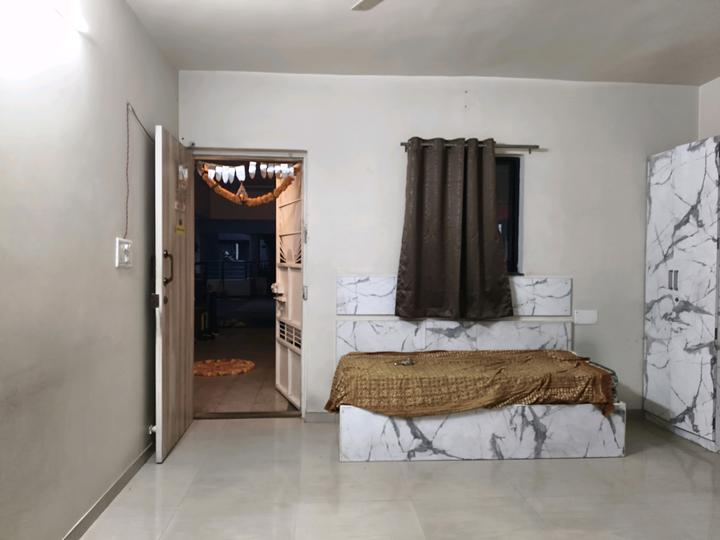 1 BHK Flat